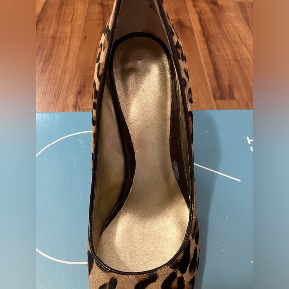 Nine West| Freda Leopard Print Fur Genuine Leather Heels - Picture 4 of 12